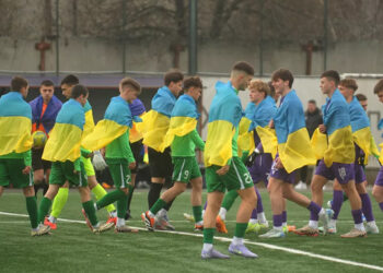 Першість U-19: «Ворскла» в результативному матчі перемогла «ЛНЗ» • Футбол •