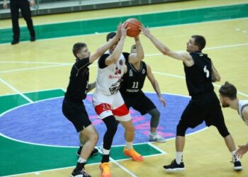 Сумські баскетболісти вийшли у півфінал Першої ліги | Суми та область