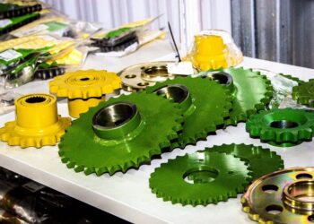 Запчасти к сельхозтехнике от «Козацький Край»: как выбрать качественные комплектующие