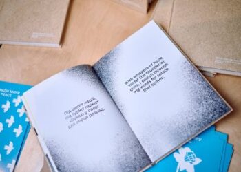 Юні поети з Миколаївщини увійшли до збірки ЮНІСЕФ «Поезія заради миру» » Миколаївський Оглядач