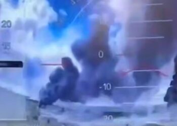 Удари українських безпілотників по авіабазах Росії показали американській армії, що в неї є вразливі місця | Політика