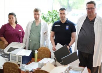 Благодійники передали миколаївській лікарні нове обладнання для нейрохірургії » Миколаївський Оглядач
