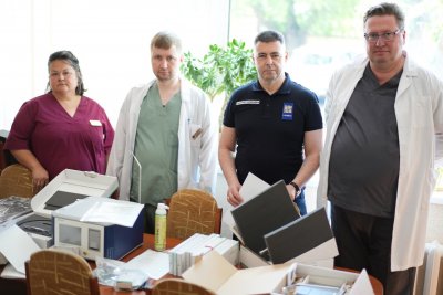 Благодійники передали миколаївській лікарні нове обладнання для нейрохірургії » Миколаївський Оглядач