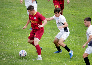 «Гірник-Спорт» виграв спаринг в аматорської «Решетилівки» (відео) • Футбол •