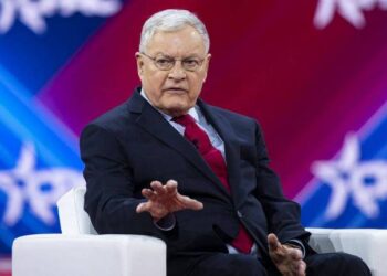 Келлог розповів, про що говорив із Зеленським під час візиту до Києва