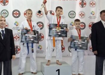 Миколаївські спортсмени здобули понад 20 нагород Абсолютного чемпіонату України та Всеукраїнського турніру з кіокушин карате » Миколаївський Оглядач