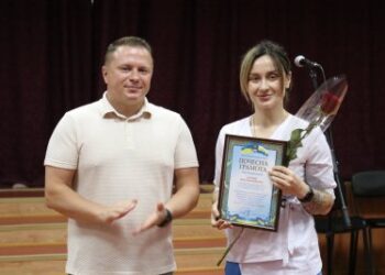 Напередодні професійного свята привітали медиків комунальних лікарень » Миколаївський Оглядач