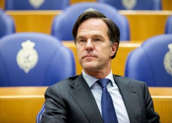 Рютте висміяв Путіна за відправлення на переговори у Стамбул “історика” замість переговорника