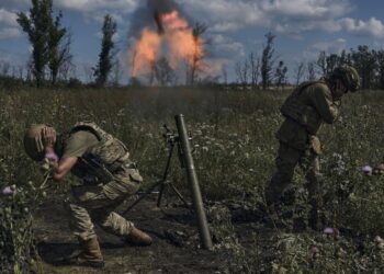 Російське керівництво не має наміру зупиняти війну в Україні – Януш Бугайський | Політика
