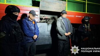 Розкрадали дизпальне із тепловозів – миколаївські поліцейські завершили розслідування відносно членів міжрегіонального злочинного угруповання » Миколаївський Оглядач