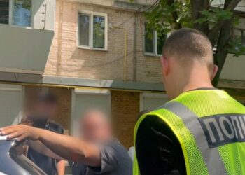 Три тысячи долларов за снятие с розыска: в Одесской области задержали заместителя начальника ТЦК