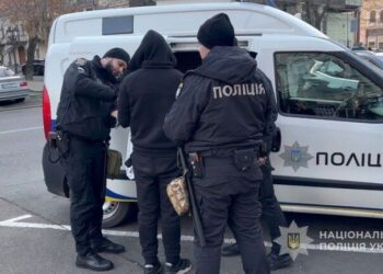 В Одессе осудили винничанина, напавшего с ножом на супругов в их квартире
