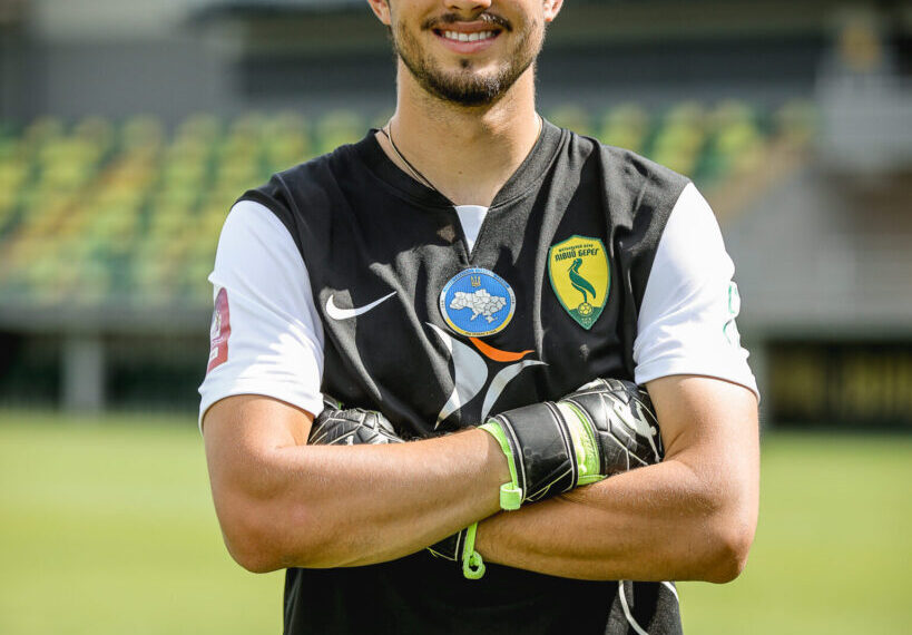 Владислав Домолега став гравцем «Лівого берега» • Футбол •