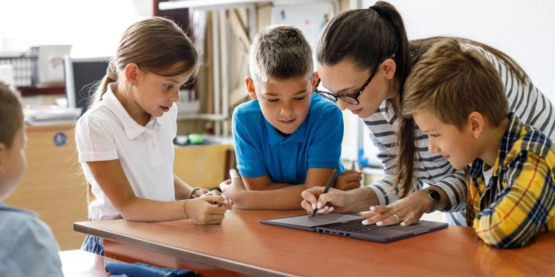 ASUS представляє нове покоління ноутбуків для навчання » Технології