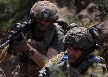 Бійців ЗСУ навчають інструктори, які не брали участі у війні – BI | Політика