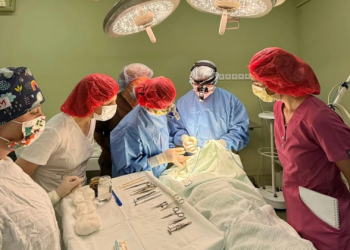 Новини Львова: У Львові іноземні фахівці провели низку унікальних пластичних операцій для дітей