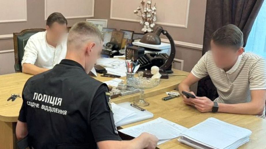 Розтрата 9 млн грн: підозрюють освітніх чиновників Запорізької міськради
