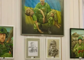 У Дніпрі відкрилася виставка художників–воїнів