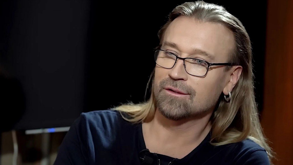 Олег Винник завжди тримав у таємниці подробиці свого сімейного життя, але пробовкнувся
