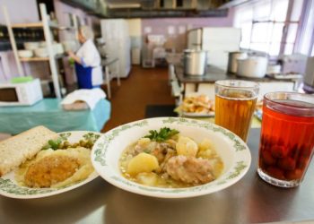 Новини Львова: Львів розширив програму безоплатного харчування для дітей з інвалідністю у школах