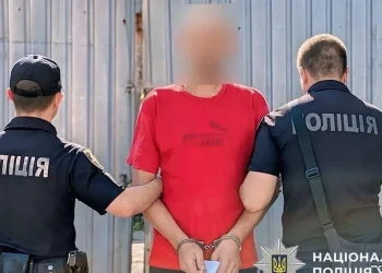 У Дніпрі затримали чоловіка, підозрюваного в умисному вбивстві сусіда