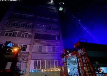 У Павлограді сталася пожежа у багатоповерхівці: постраждала одна людина