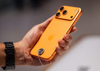 В Украине стартовали продажи iPhone 17: какие цены