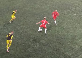 Друга ліга: «Гірник-Спорт» у драматичному матчі з двома пенальті програв «Чайці» • Футбол •