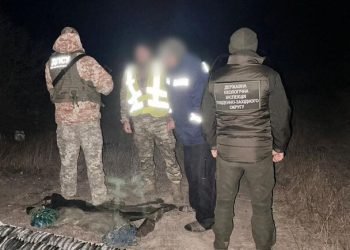 Ловил кефаль в природоохранной зоне: в Одесской области разоблачили браконьера