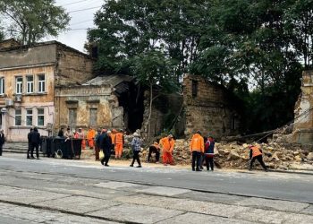 На Молдаванке в Одессе обрушился дом: что говорят в ЖКС
