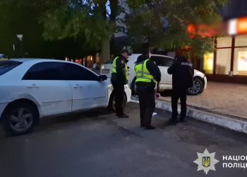Вечернее ДТП в Белгороде-Днестровском: автомобиль наехал на двух сестер, обе в больнице