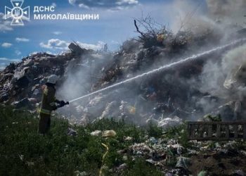 30 квітня рятувальники ліквідували 10 пожеж, не пов’язаних з обстрілами »