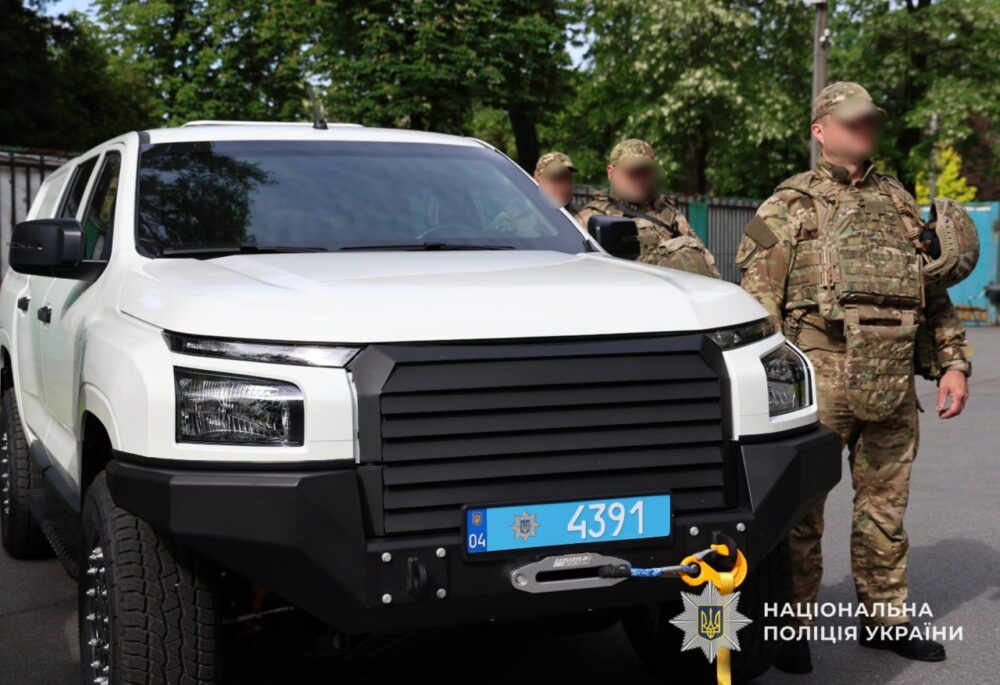 авто для антидронового загону поліції