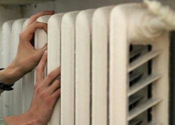 Аварійні роботи на Стрийській: десятки будинків тимчасово без тепла і гарячої води –