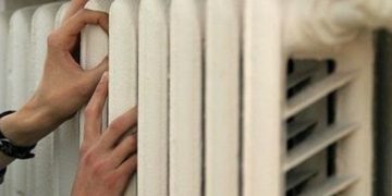 Аварійні роботи на Стрийській: десятки будинків тимчасово без тепла і гарячої води –