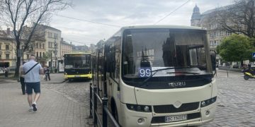 Автобус № 99 відновлює курсування до Шевченківського гаю на Великдень –