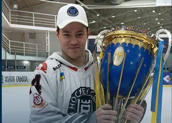 Богдан Середницький з ХК «Кременчук» — кращий асистент ЧУ з хокею у 2025 • Хокей •