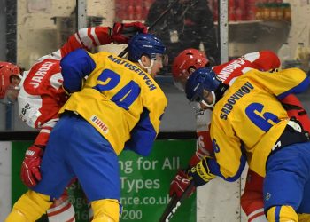 Денис Матусевич з ХК «Кременчук» у складі збірної України переміг Польщу (відео) • Хокей •