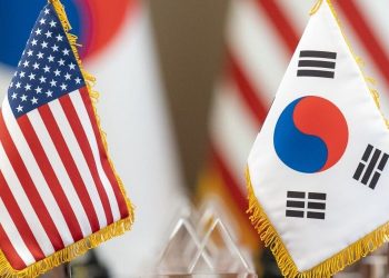 Дональд Трамп підвищив мита на південнокорейські товари до 25 відсотків | Політика