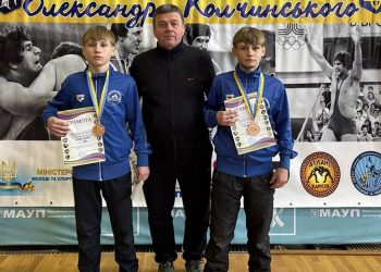 Двоє братів-борців з Кременчука завоювали «бронзові» медалі всеукраїнського турніру пам’яті Олександра Колчинського • Греко-римська боротьба •