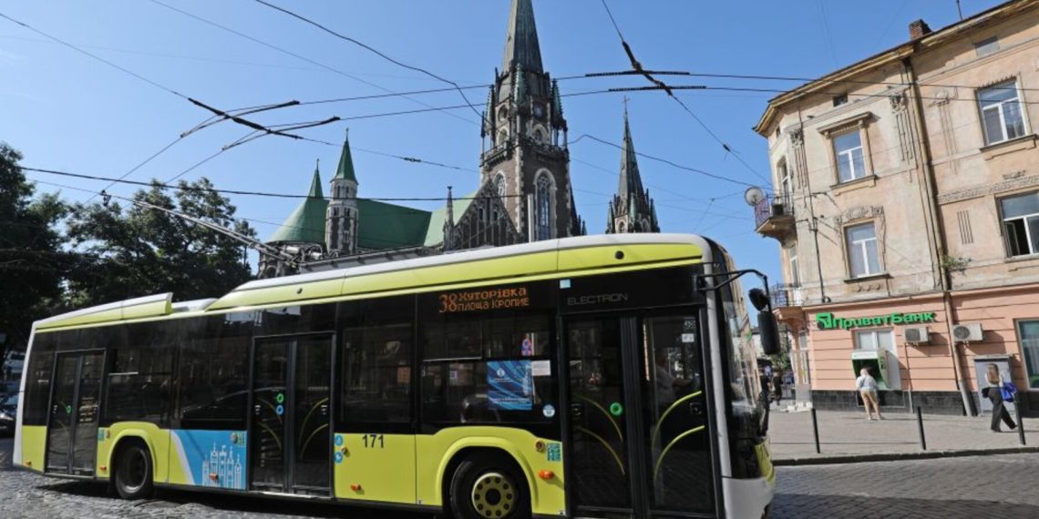 Електротранспорт Львова зазнав змін через аварійне знеструмлення підстанцій –