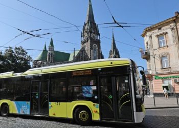 Електротранспорт Львова зазнав змін через аварійне знеструмлення підстанцій –