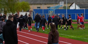 ФК «Пирятин» та ФК «Лубни» оштрафували: перерваний матч дограють • Футбол •