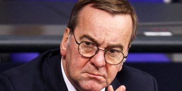 ФРН та Україна запускають виробництво далекобійних дронів | Політика
