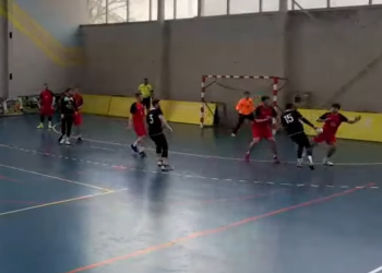 Гандбол: «Динамо-Академія» вдруге програло київському «Спатраку» • Гандбол •