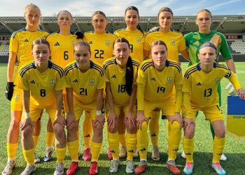 Голкіпёрка «Ворскли» Анна Харченко у складі дівочої збірної України програла Нідерландам • Футбол •