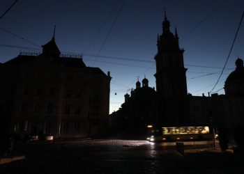 Графіки погодинного відключення електроенергії на Львівщині на 24 листопада –
