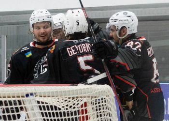 ХК «Кременчук» переміг київську «Крижинку-Кепіталз» (відео) • Хокей •