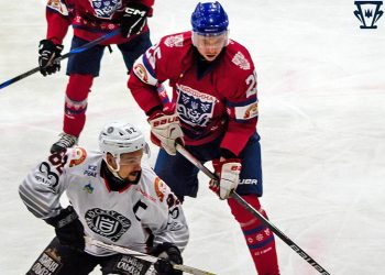 ХК «Кременчук» у непростому матчі переміг «Одещину» (відео) • Хокей •