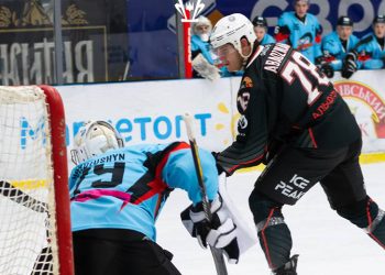 ХК «Кременчук» в овертаймі переміг «Шторм» (відео) • Хокей •